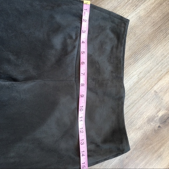 J. McLaughlin Lori Faux Suede Pants Olive XS - Picture 9 of 13